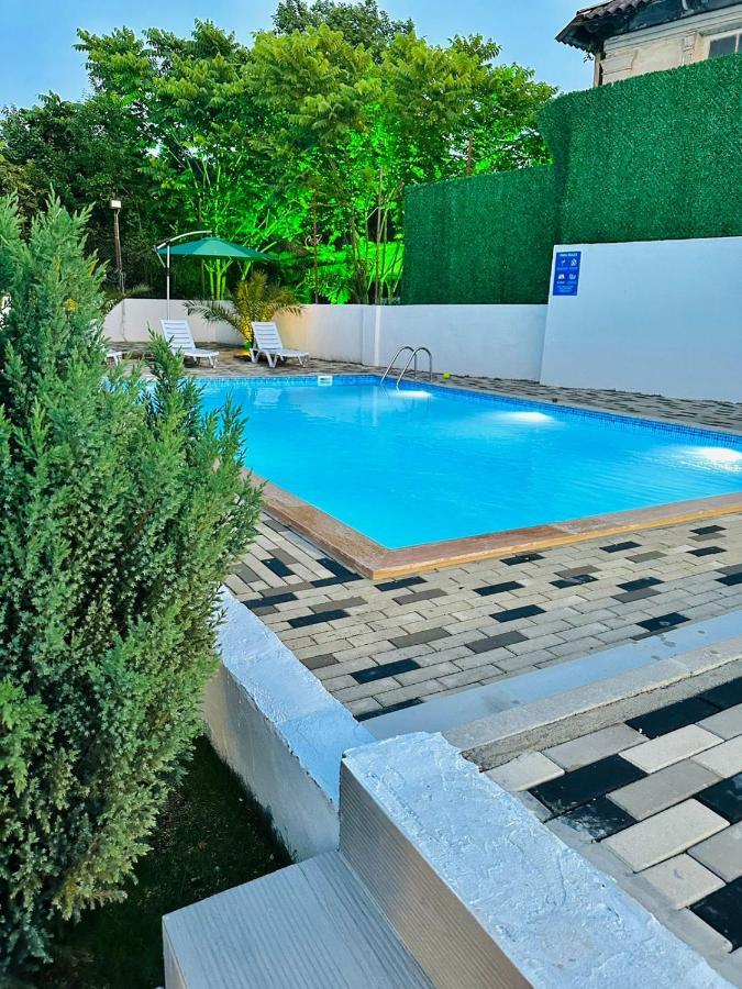 Villa Gardens Kobuleti Exteriör bild