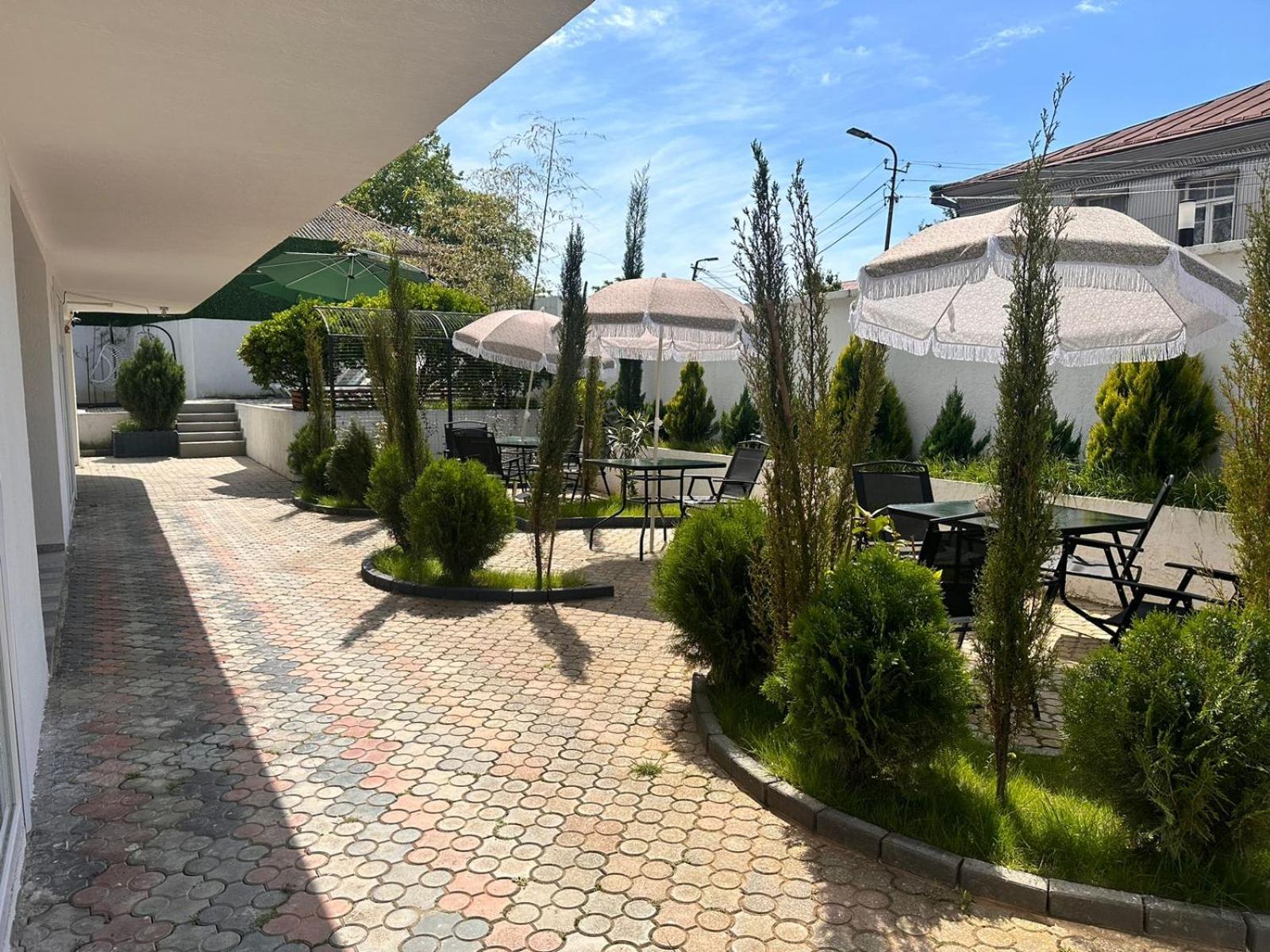 Villa Gardens Kobuleti Exteriör bild