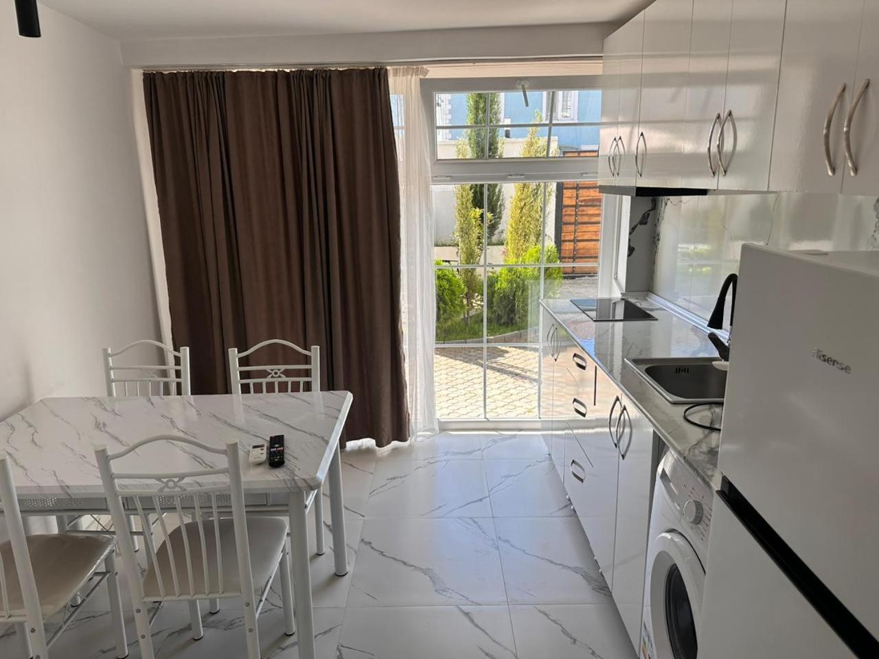 Villa Gardens Kobuleti Exteriör bild